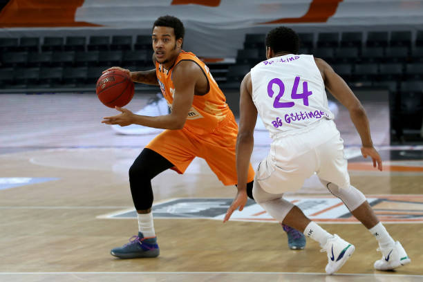 术和传球精 术和传球精