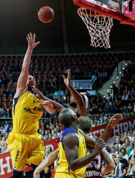 的赛场上 的赛场上